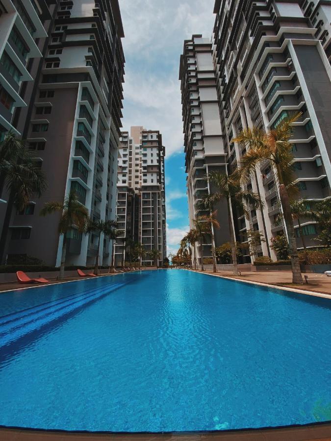Bangi Almyra Suite 外观 照片