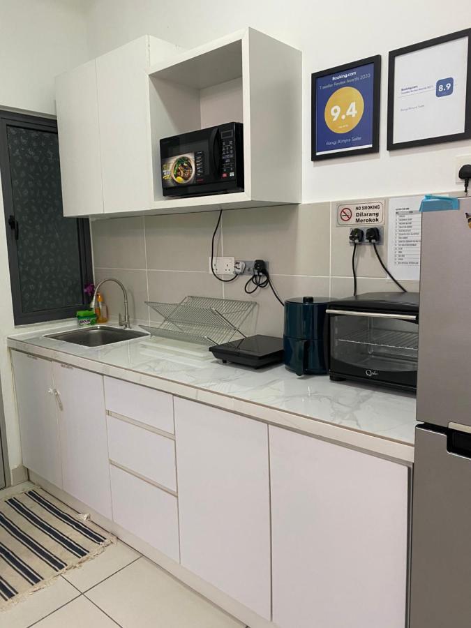 Bangi Almyra Suite 外观 照片