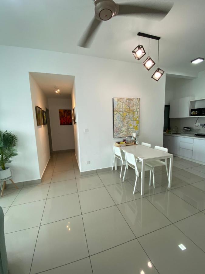 Bangi Almyra Suite 外观 照片