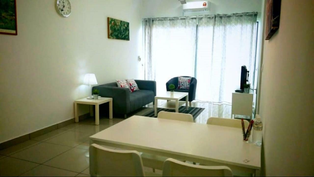 Bangi Almyra Suite 外观 照片