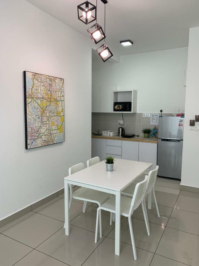 Bangi Almyra Suite 外观 照片